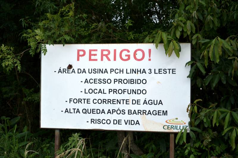 Placa de advertncia e os riscos